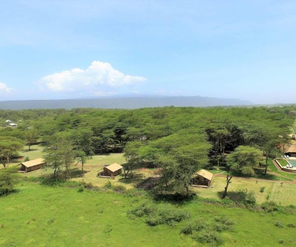 1_Africa-Safari-Lake-Manyara-glamping-view