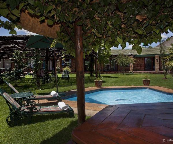 Airport-Game-Lodge12