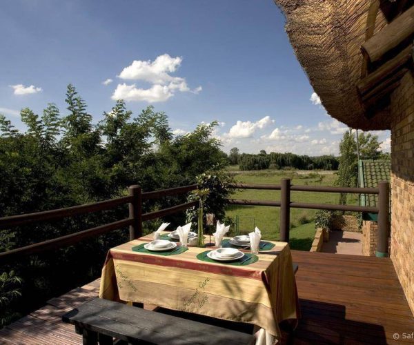 Airport-Game-Lodge13