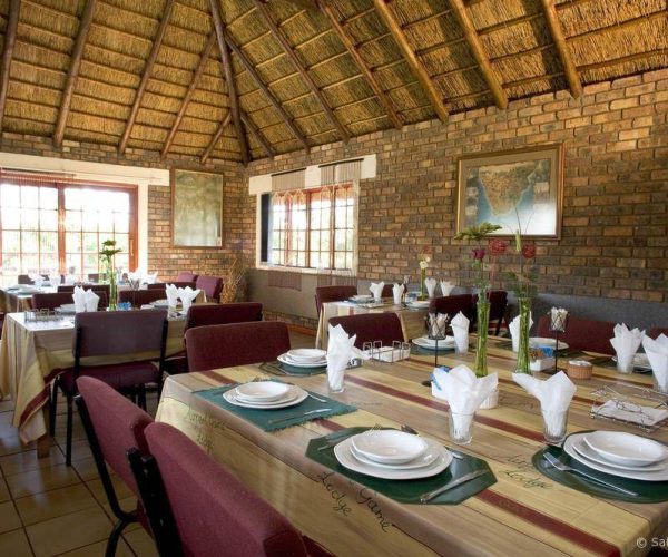 Airport-Game-Lodge14