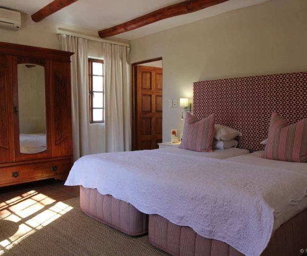 BASSE-PROVENCE-COUNTRY-HOUSE-5