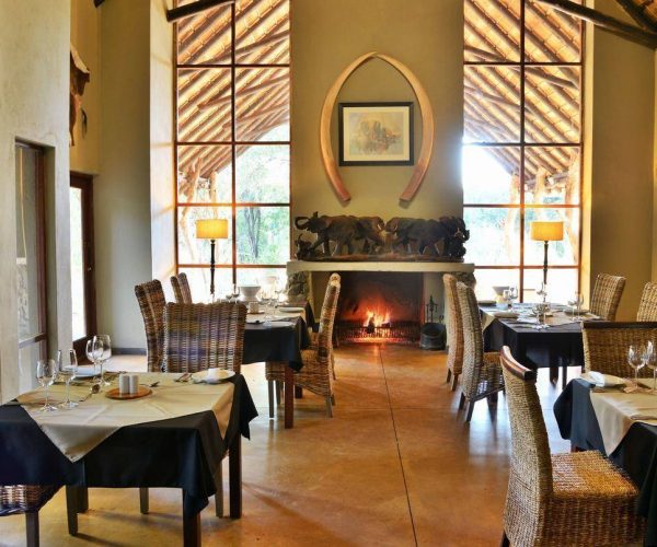 BLACK-RHINOS-GAME-LODGE-6