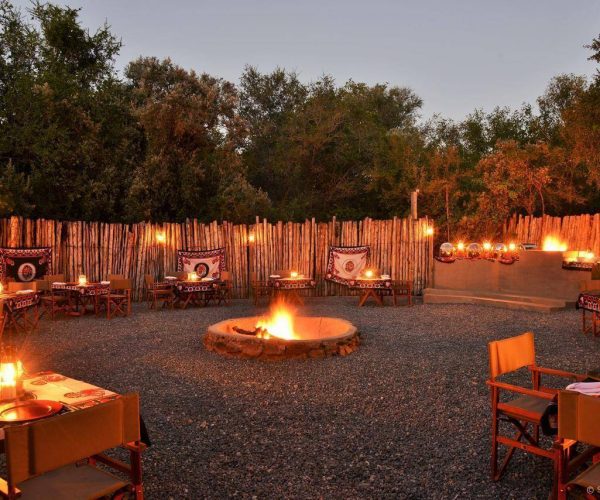 BLACK-RHINOS-GAME-LODGE-7