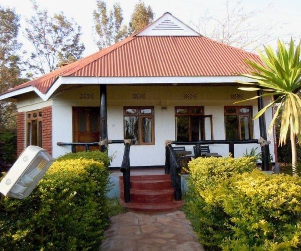 Bougainvillea-Safari-Lodge-1