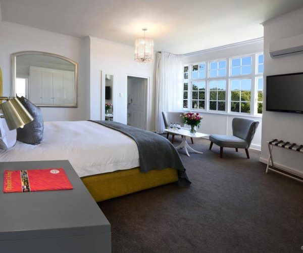 CLARENDON-FRESNAYE-9