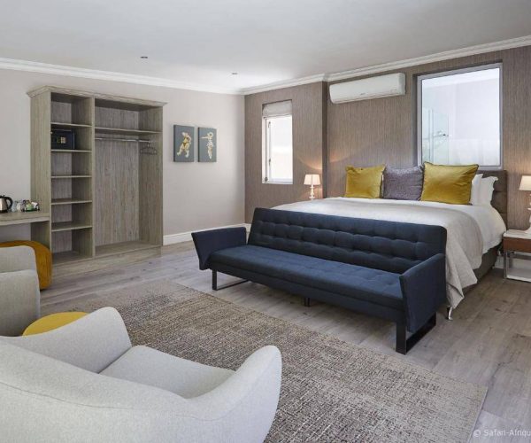 CLOUD-NINE-BOUTIQUE-10