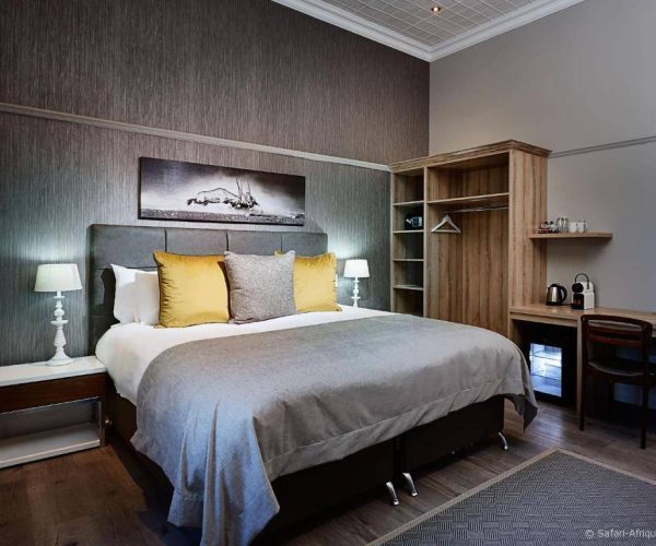 CLOUD-NINE-BOUTIQUE-6