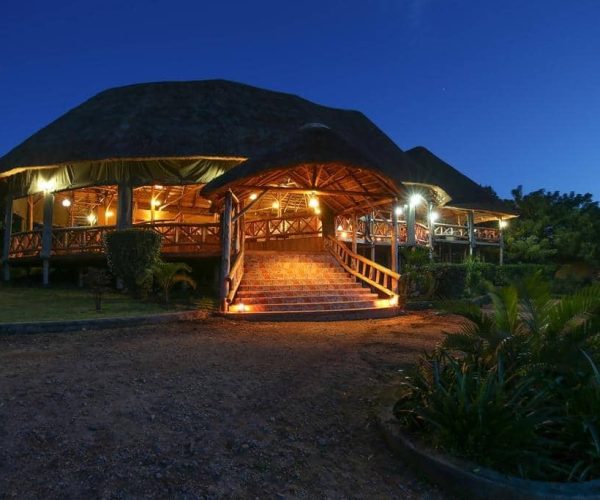 CRATER-SAFARI-LODGE-3