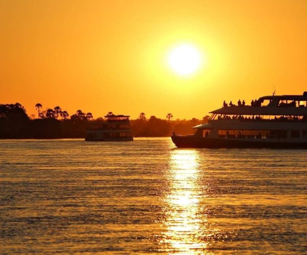 Couchee-de-soleil-sur-la-Zambeze-3