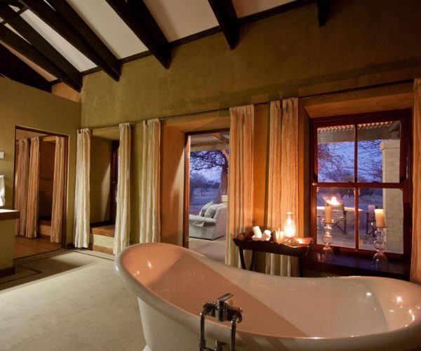 DECEPTION-VALLEY-LODGE-4