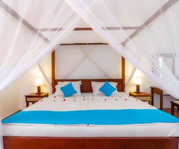 DIANI-SEA-LODGE-9
