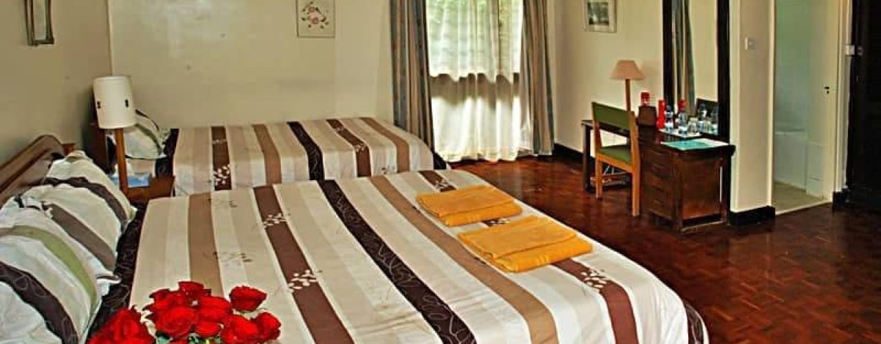 ELSAMERE CONSERVATION CENTER (1)