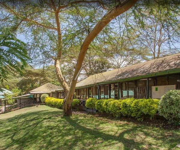 ELSAMERE CONSERVATION CENTER (2)