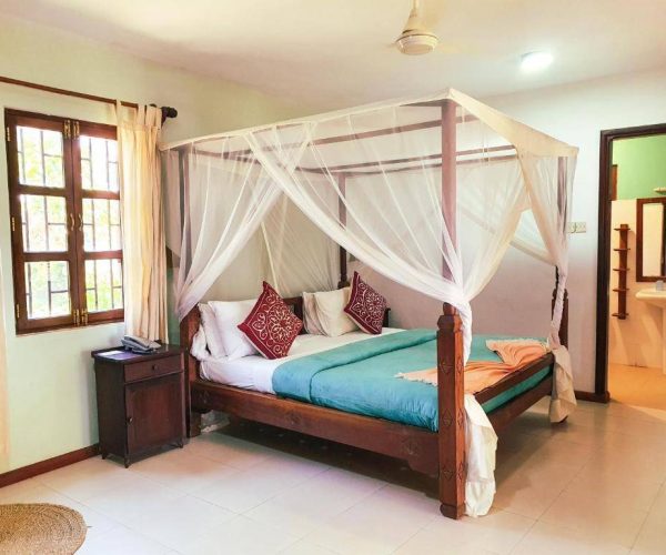 FLAME-TREE-COTTAGE-11