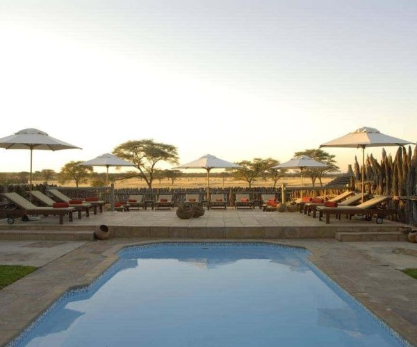 FRANS-INDONGO-LODGE-2