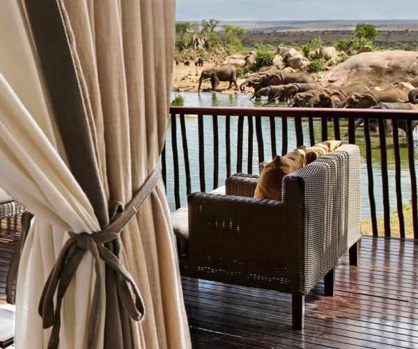 Four-Seasons-Safari-Lodge-Serengeti-4