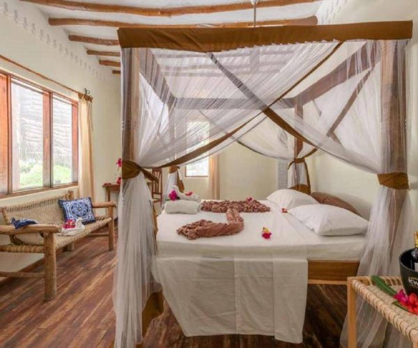 HAKUNA-MAJIWE-BEACH-LODGE-3