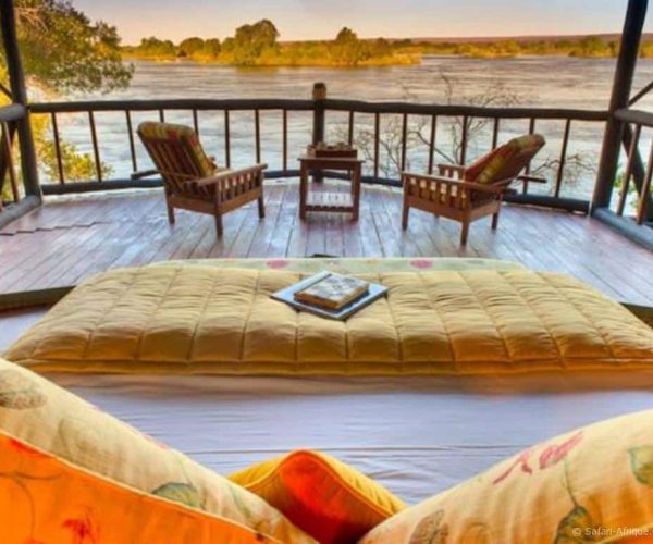 ISLAND-OF-SIANKABA-4