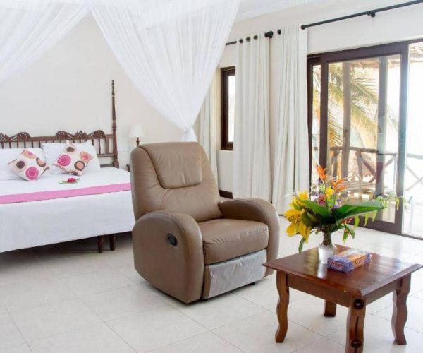 JACARANDA-INDIAN-OCEAN-BEACH-RESORT-3