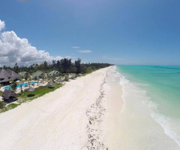 KISIWA-ON-THE-BEACH-6