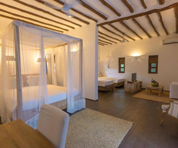 KONOKONO-BEACH-RESORT-1