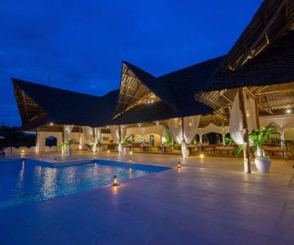 KONOKONO-BEACH-RESORT-10