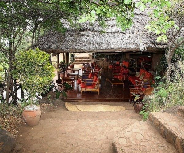 Kirurumu-lake-Manyara-1