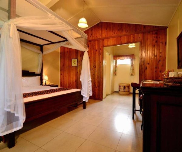 LAKE-NAIVASHA-COUNTRY-CLUB-1