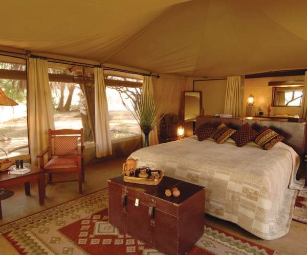 LARSENS-TENTED-CAMP-13
