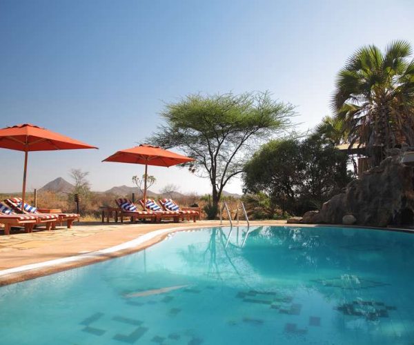 LARSENS-TENTED-CAMP-4