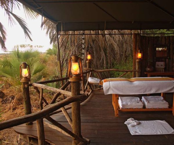 LARSENS-TENTED-CAMP-8