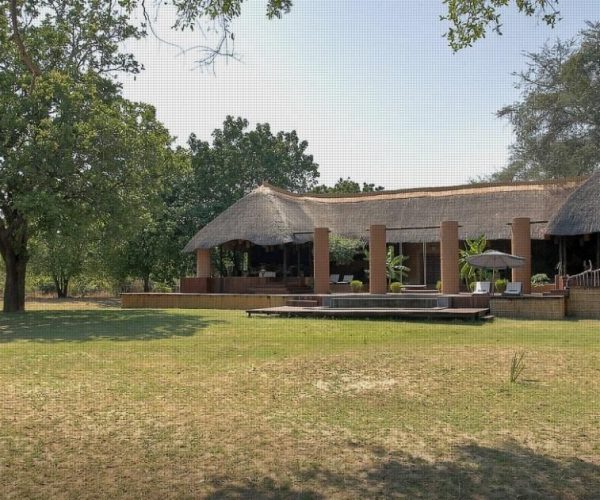 LUANGWA-RIVER-CAMP-5