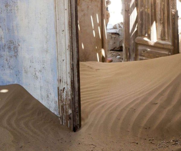 MAGIE-NAMIBIENNE-10-qqo04pjn058k14nfj30wn5rc0v1fzjo5voa9axymik