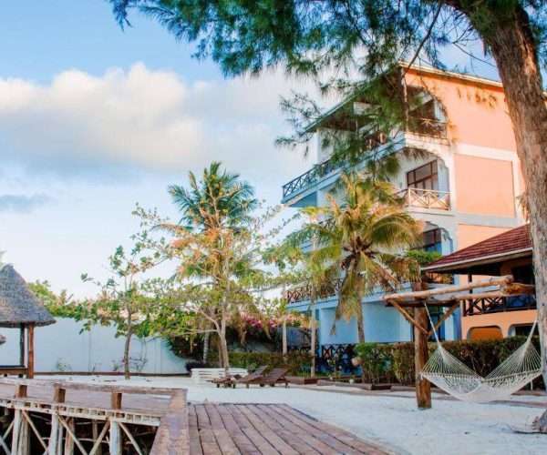 MNARANI-BEACH-HOTEL-5