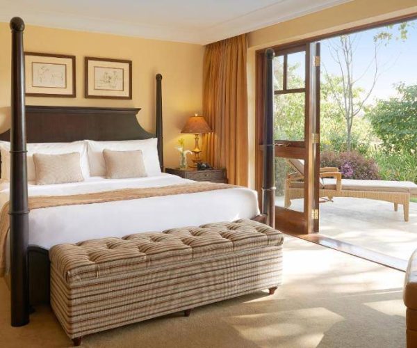 MONT-KENYA-SAFARI-CLUB-15