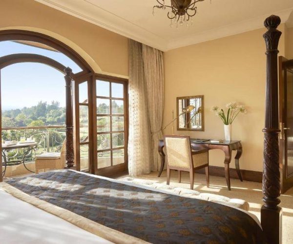 MONT-KENYA-SAFARI-CLUB-7