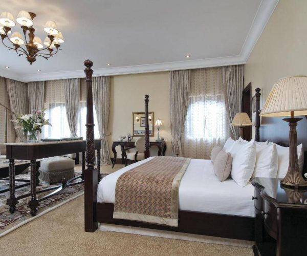 MONT-KENYA-SAFARI-CLUB-9