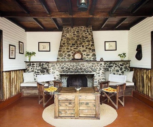 Mount-Meru-Game-Lodge-Sanctuary-2