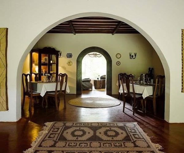 Mount-Meru-Game-Lodge-Sanctuary-6