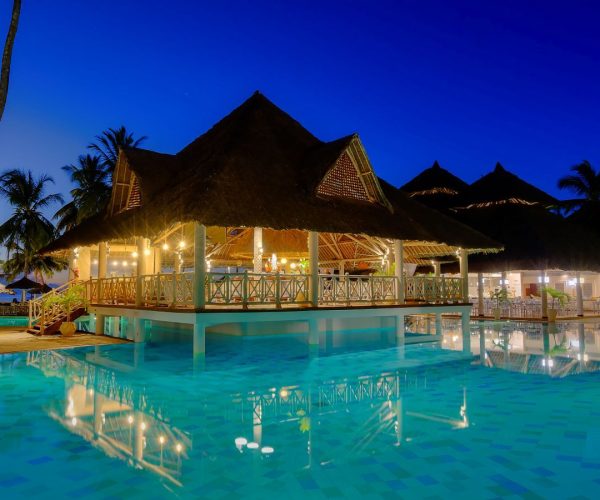 Neptune-Palm-Evening-Pool-1200x900