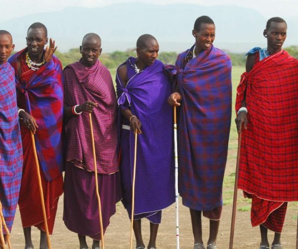 OUT-OF-AFRICA-11-qqo06px7mdzmv3qasgb6h5htrj4pg8nhtmin98zb7g