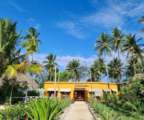 PARADISE-BEACH-RESORT-SPA-2