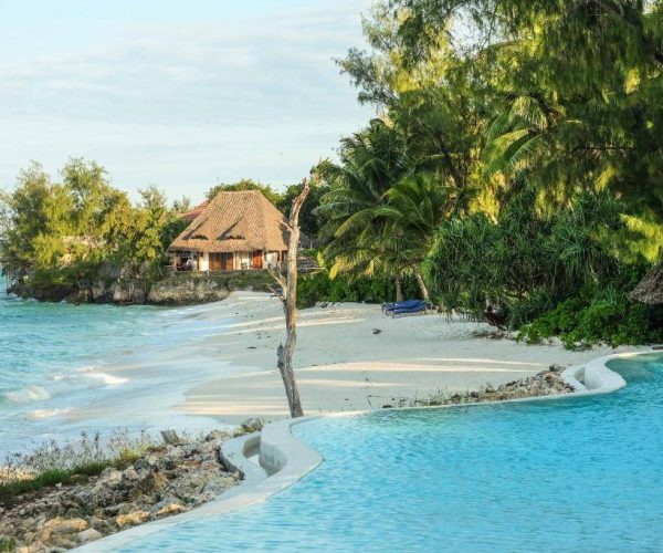 PONGWE-BEACH-HOTEL-1