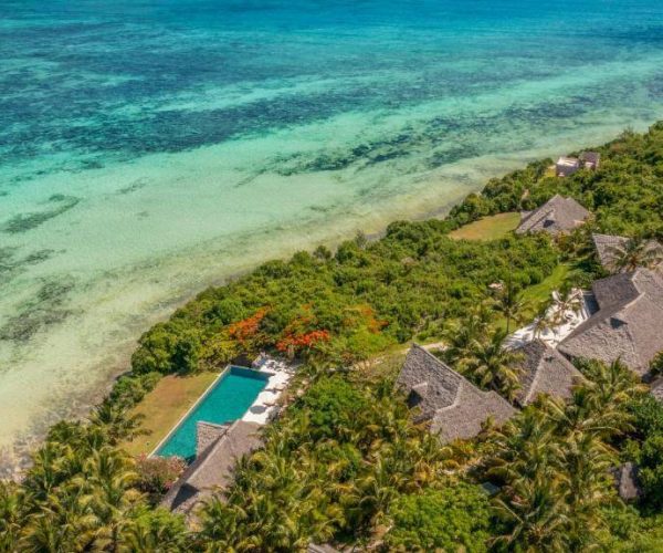 QAMBANI-LUXURY-RESORT-2