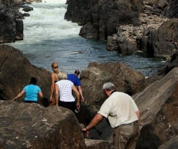 Randonnee-dans-les-gorges-de-Batoka-3