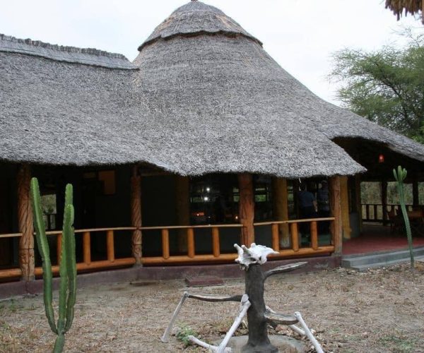 Roika-Tarangire-Tented-Lodge-2