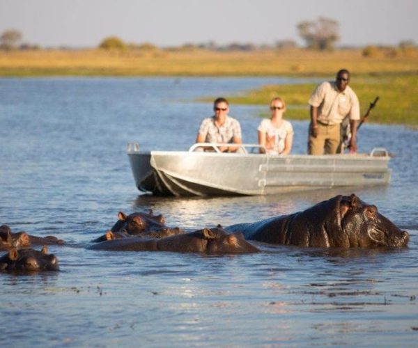 SAFARI-DANS-LE-PARC-KAFUE-1-qqo08b9d7a64jbf0hn3f790y01a3hrz4dib9j4manw