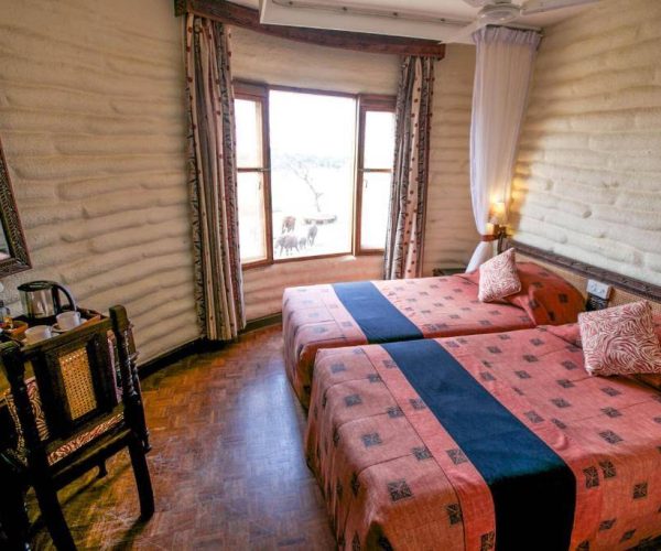 SALT-LICK-SAFARI-LODGE-11