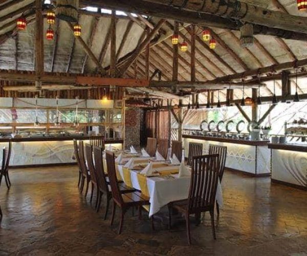SAROVA-SHABA-LODGE-1