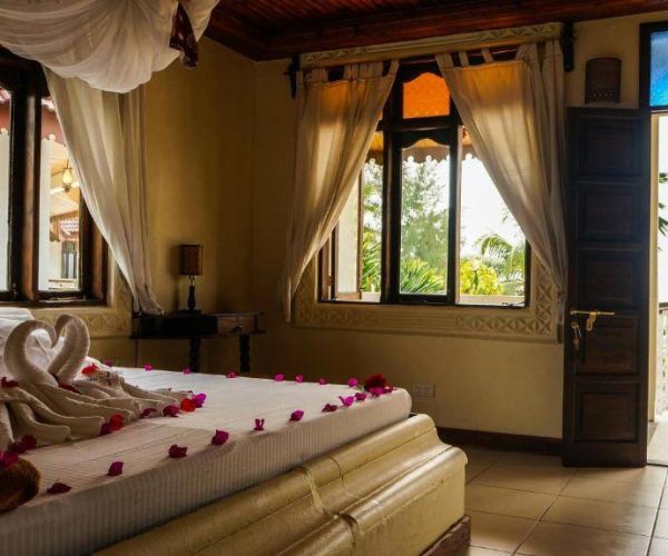 SMILES-BEACH-HOTEL-2